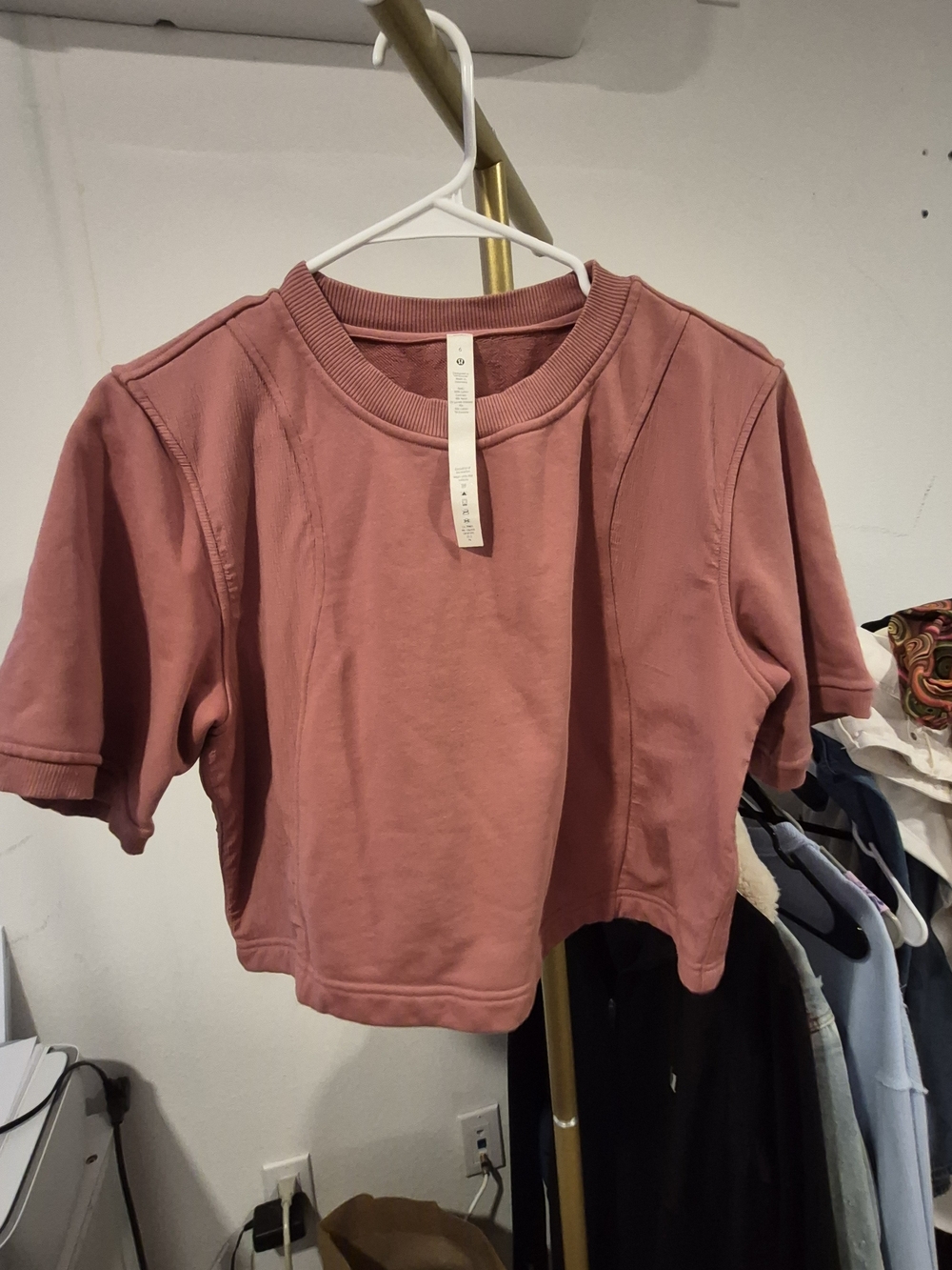 lululemon athletica Cropped Short-Sleeve Sweatshirt in Dusty Rose
